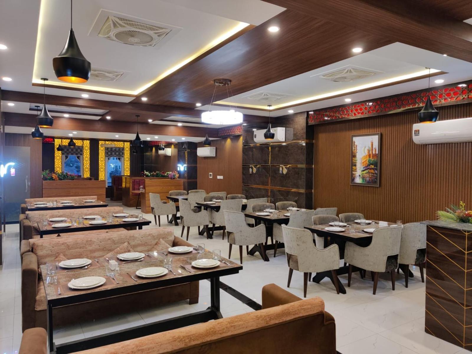 Hotel Croydon International Rawalpindi Extérieur photo
