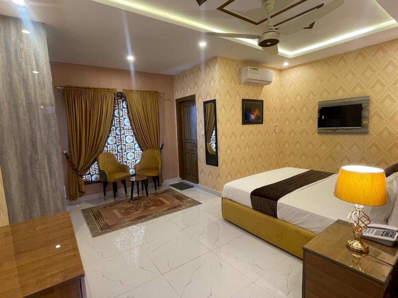 Hotel Croydon International Rawalpindi Extérieur photo