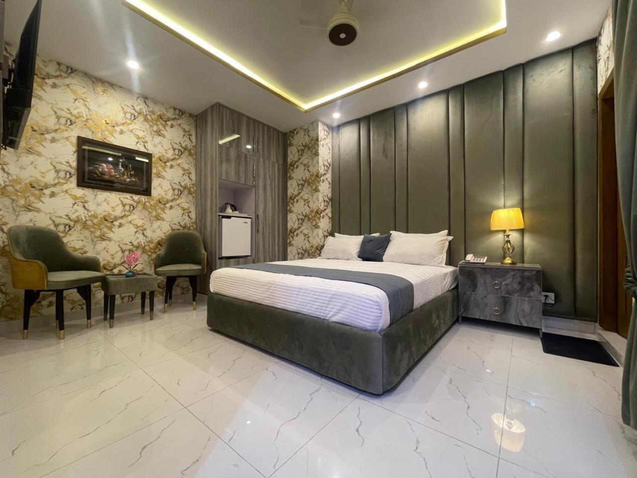 Hotel Croydon International Rawalpindi Extérieur photo